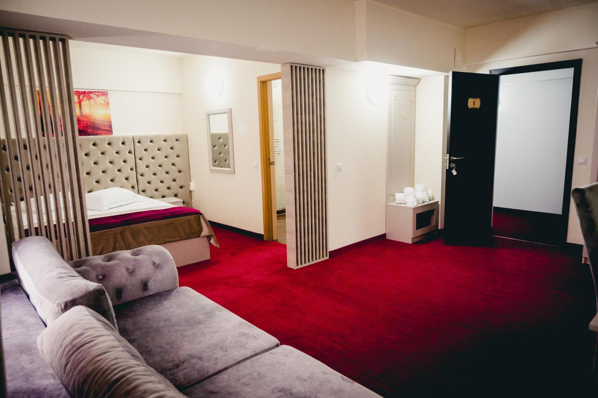 Hotel Valahia Targoviste Esterno foto