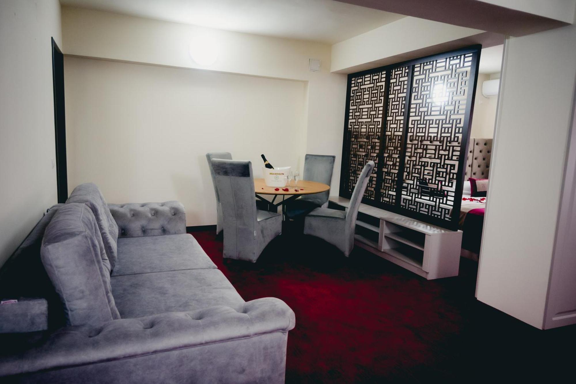 Hotel Valahia Targoviste Esterno foto