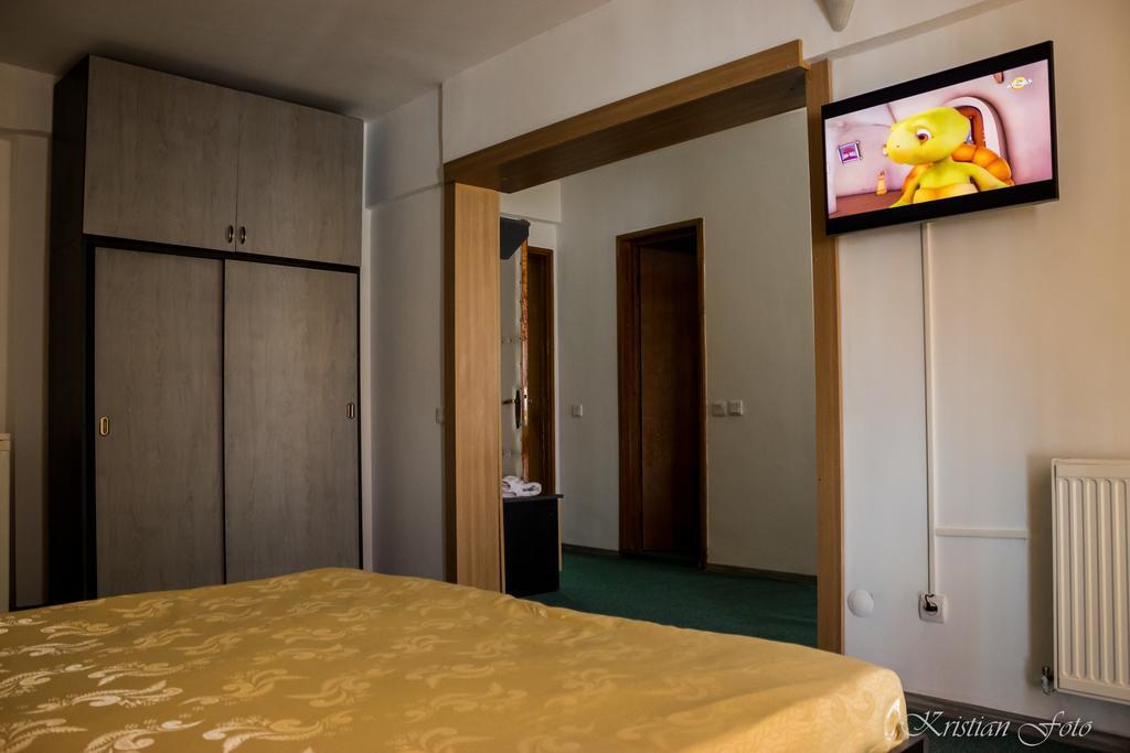 Hotel Valahia Targoviste Esterno foto