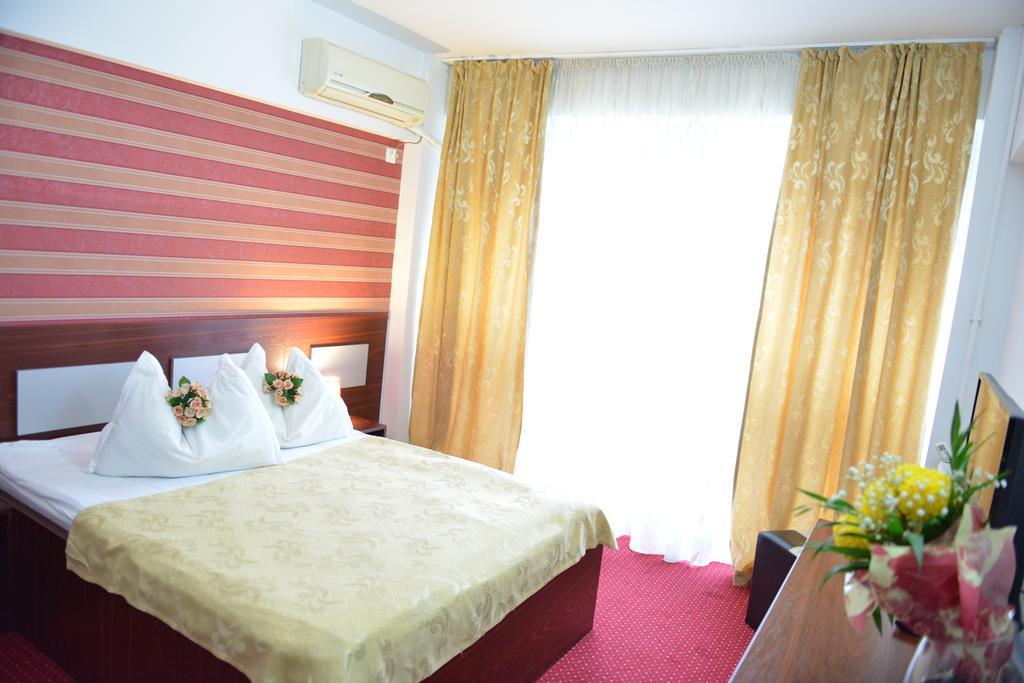 Hotel Valahia Targoviste Esterno foto